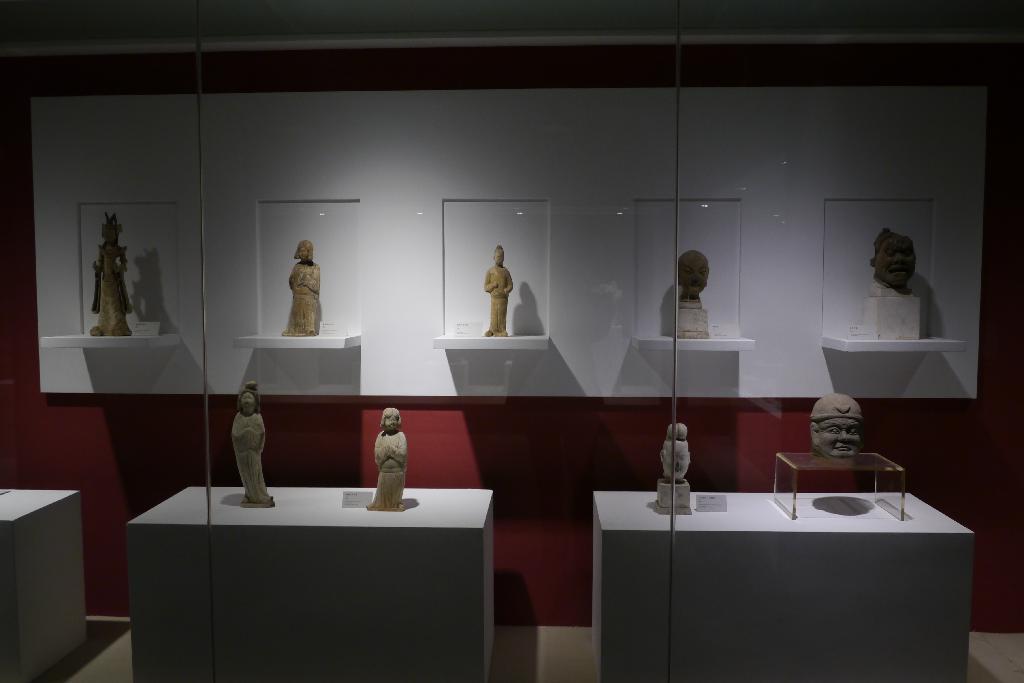 西安美术学院美术博物馆四层——艺术考古与民间美术展厅试运行